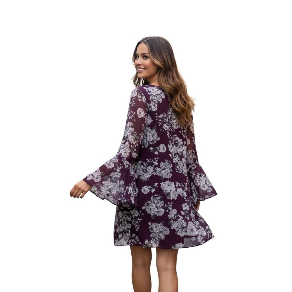 Speechless Floral Shift Dress XL EUC Plum Burgundy Lace Up Neck Bell Sleeve Mini